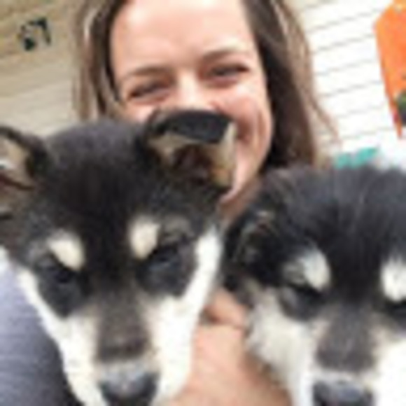 Meet your Posher, Rachel - Picture 1 of 1